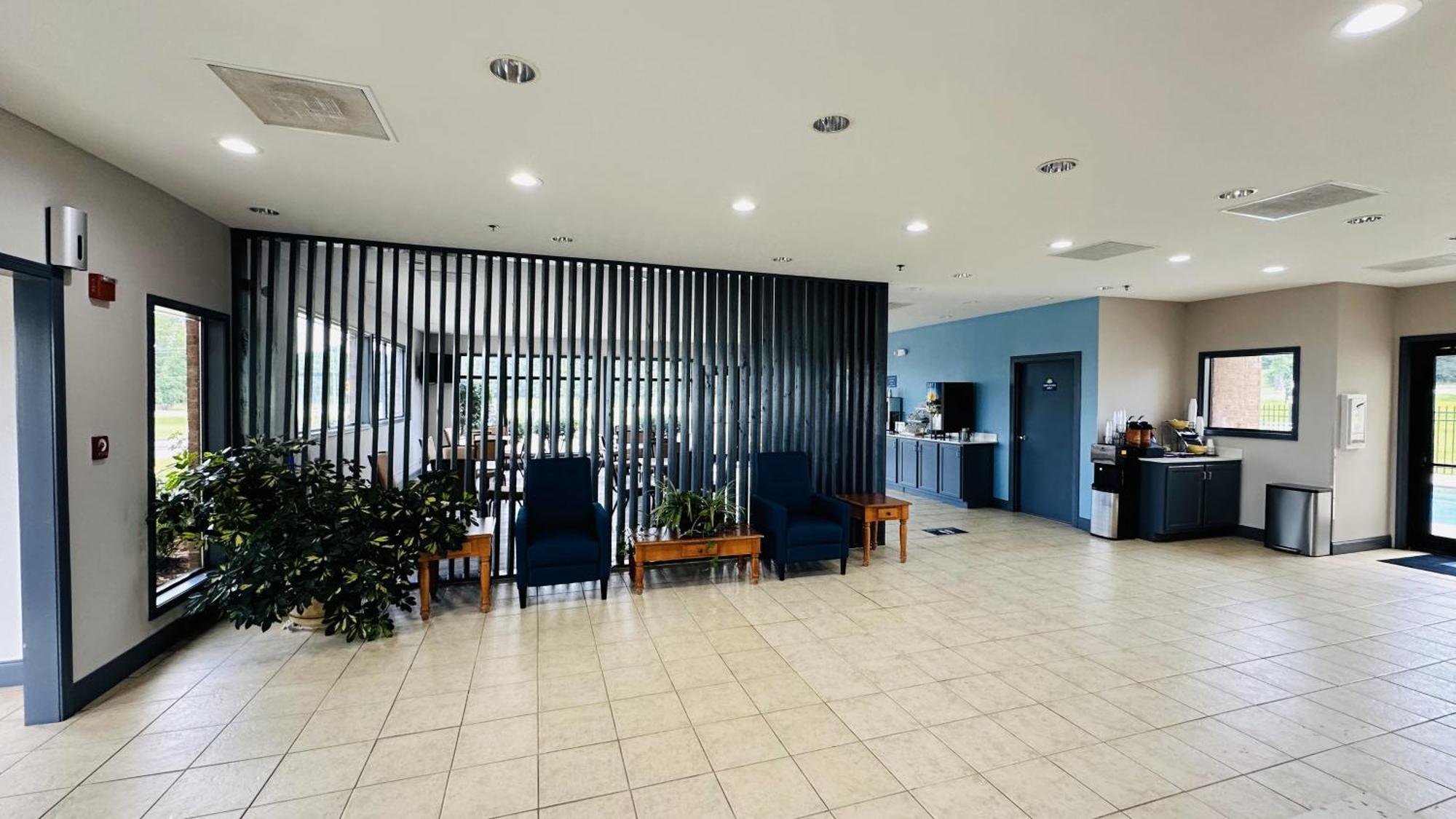 Days Inn & Suites By Wyndham Wynne Экстерьер фото